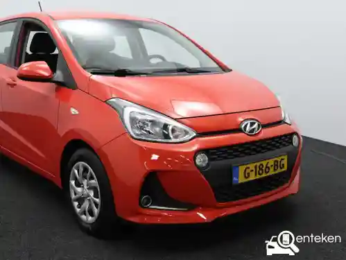 Hyundai i10 1.0 blue 2019