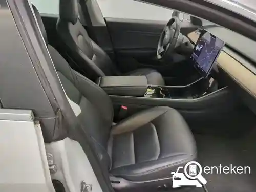Tesla Model 3 Performance 2019