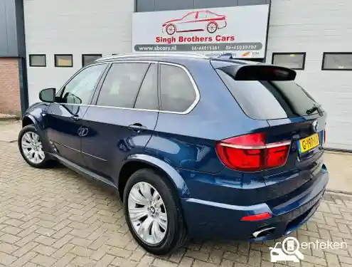 BMW X5 xDrive30d 2011
