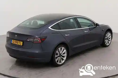Tesla Model 3 Standard Range Plus 2019