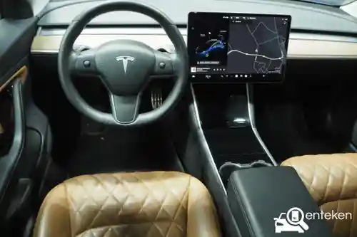 Tesla Model 3 Standard Range Plus 2019
