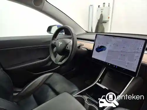 Tesla Model 3 Standard Range Plus 2019