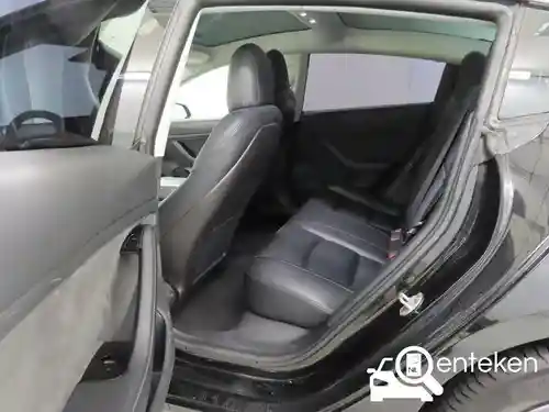 Tesla Model 3 Standard Range Plus 2019