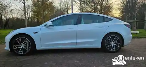 Tesla Model 3 Performance 2019
