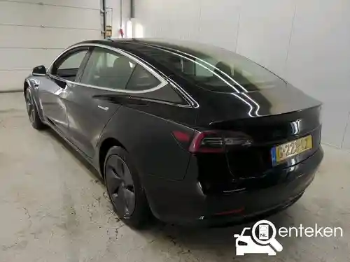 Tesla Model 3 Standard Range Plus 2019