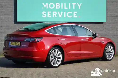Tesla Model 3 Performance 2019