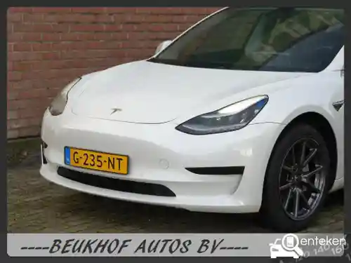 Tesla Model 3 Standard Range Plus 2019