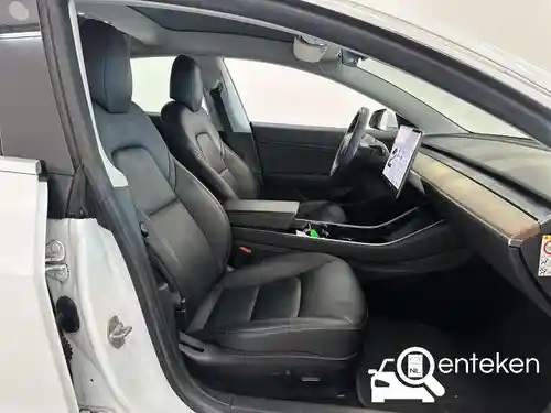 Tesla Model 3 Standard Range Plus 2019