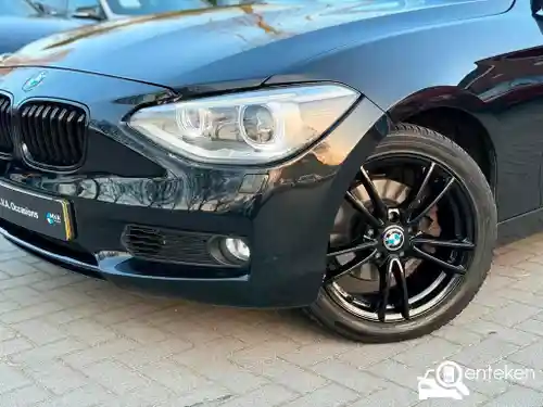 BMW 118d 2011