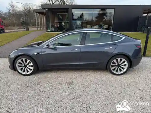 Tesla Model 3 Performance 2019