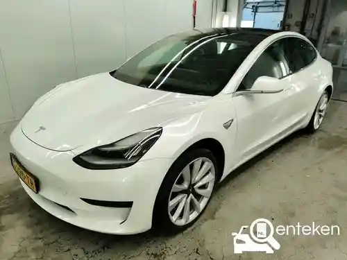 Tesla Model 3 Standard Range Plus 2019