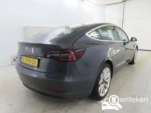 Tesla Model 3 Standard Range Plus 2019
