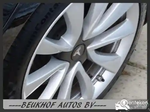 Tesla Model 3 Standard Range Plus 2019