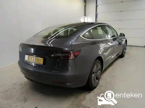 Tesla Model 3 Standard Range Plus 2019