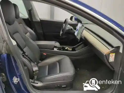 Tesla Model 3 Standard Range Plus 2019