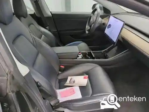 Tesla Model 3 Standard Range Plus 2019