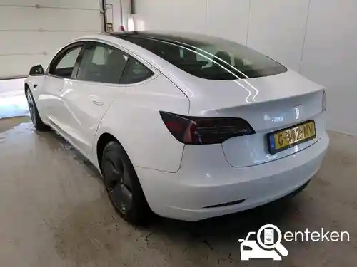 Tesla Model 3 Standard Range Plus 2019