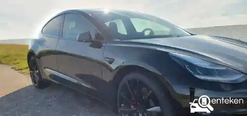 Tesla Model 3 Performance 2019