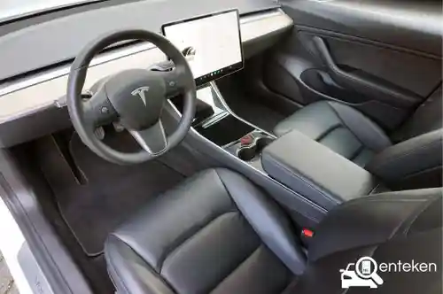 Tesla Model 3 Performance 2019