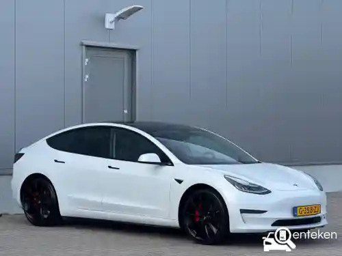 Tesla Model 3 Performance 2019