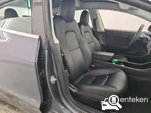 Tesla Model 3 Standard Range Plus 2019