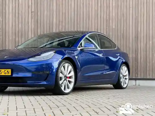 Tesla Model 3 Performance 2019
