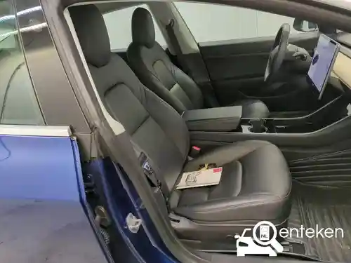Tesla Model 3 Standard Range Plus 2019