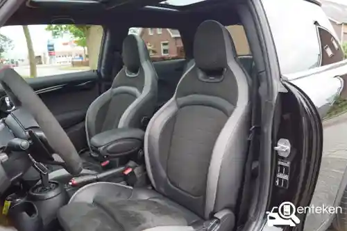 MINI  John Cooper Works 2019