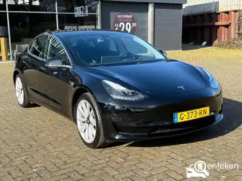 Tesla Model 3 Standard Range Plus 2019