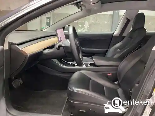 Tesla Model 3 Performance 2019