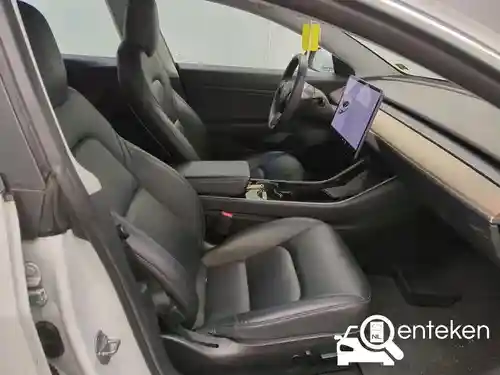 Tesla Model 3 Performance 2019