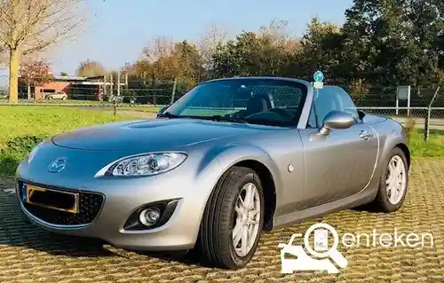 Mazda MX-5 Roadster-Coupe 1.8 2010