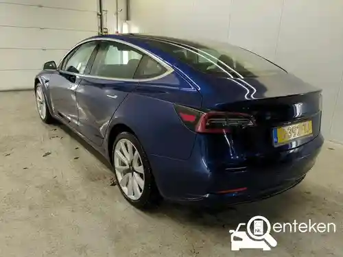 Tesla Model 3 Standard Range Plus 2019