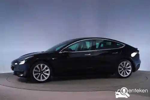 Tesla Model 3 Standard Range Plus 2019
