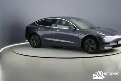 Tesla Model 3 Standard Range Plus 2019