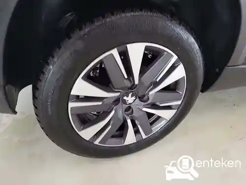 Peugeot 2008 1.2 PureTech 130 2019