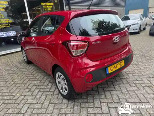 Hyundai i10 1.0 blue 2020