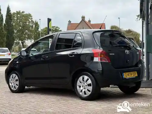 Toyota Yaris 1.3 2009
