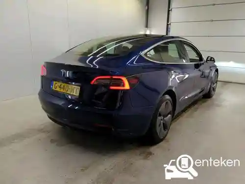 Tesla Model 3 Standard Range Plus 2019