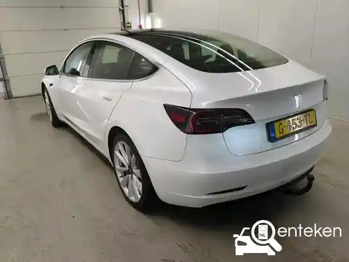 Tesla Model 3 Standard Range Plus 2019