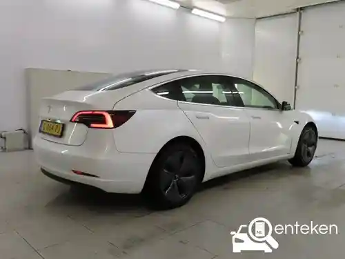 Tesla Model 3 Standard Range Plus 2019