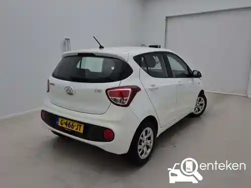 Hyundai i10 1.0 blue 2019