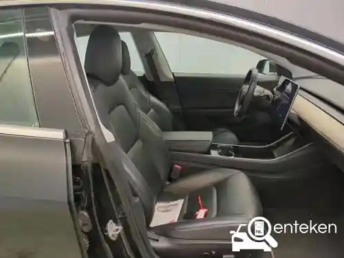 Tesla Model 3 Performance 2019