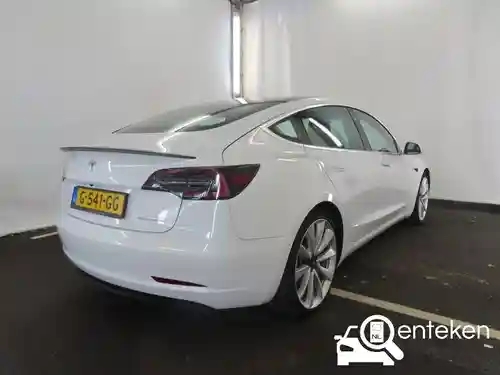 Tesla Model 3 Performance 2019