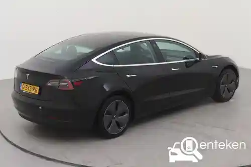 Tesla Model 3 Standard Range Plus 2019