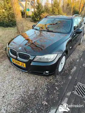 BMW 318i Touring 2009