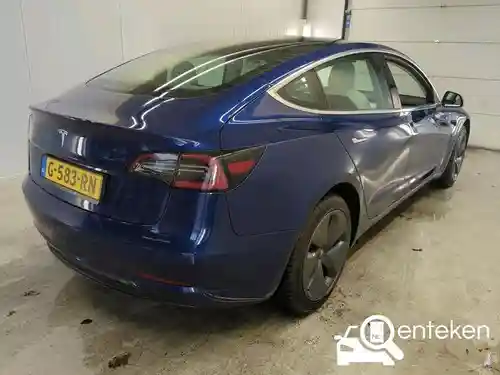 Tesla Model 3 Standard Range Plus 2019