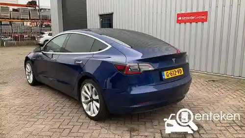 Tesla Model 3 Standard Range Plus 2019