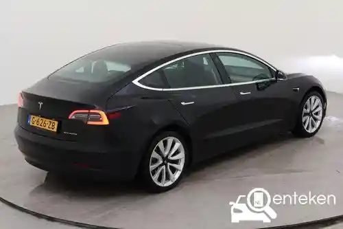 Tesla Model 3 Performance 2020