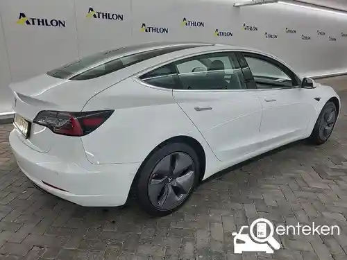 Tesla Model 3 Standard Range Plus 2019